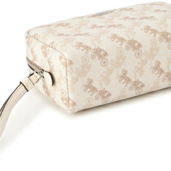 Coach Cream Carriage Print Cosmetic Case Bag - Picture 4 of 5